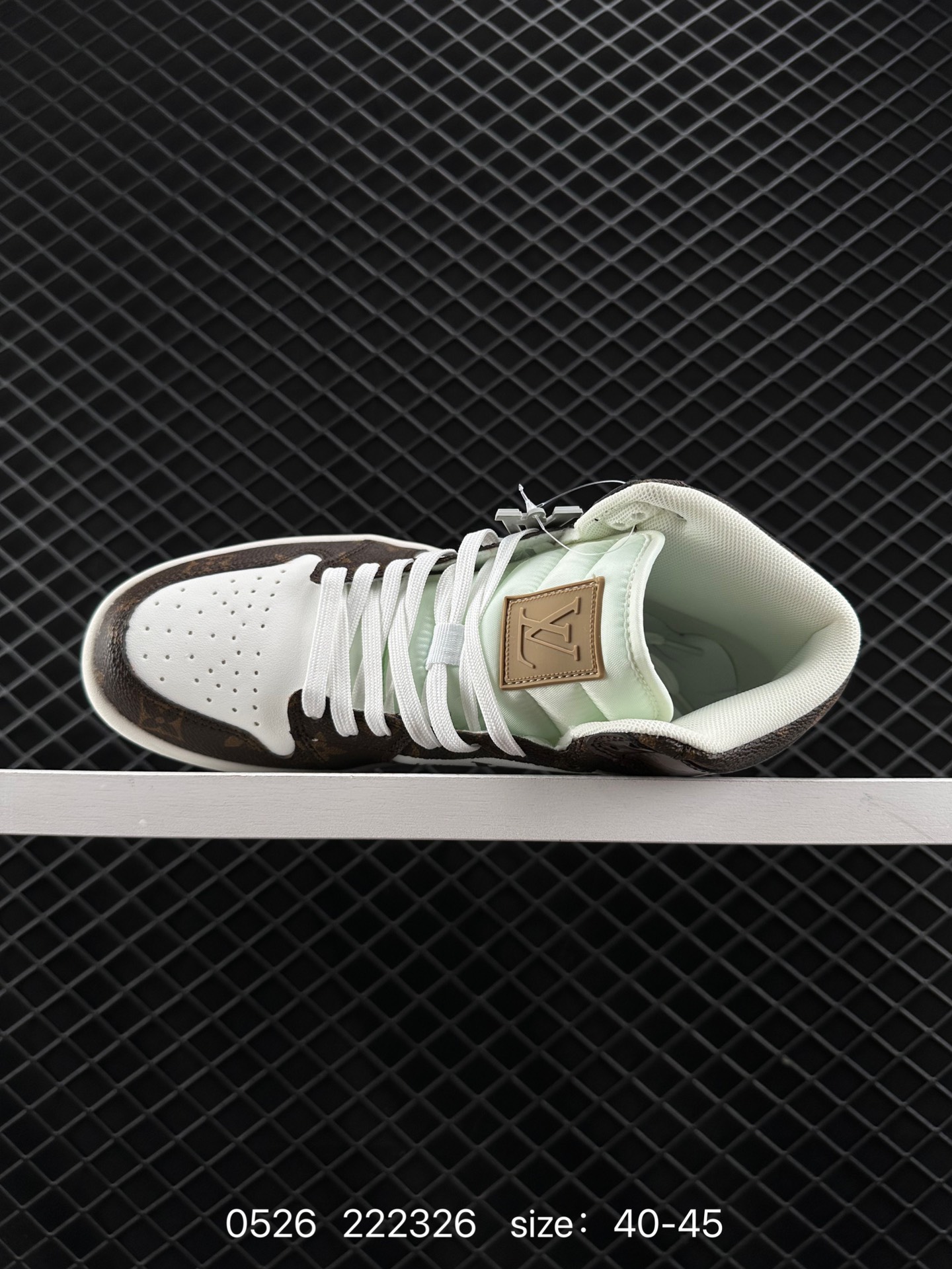 Louis Vuitton x Air Jordan 1 High